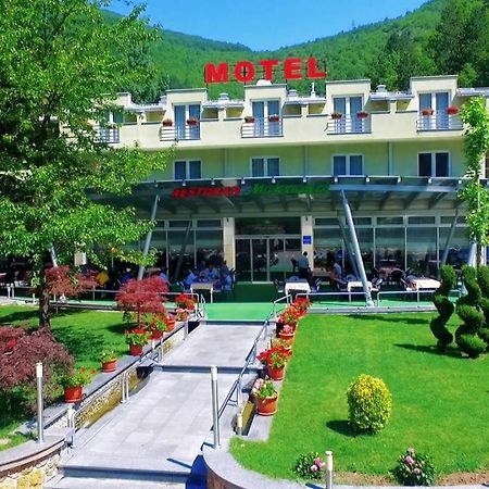 Motel Maksumic Jablanica Buitenkant foto