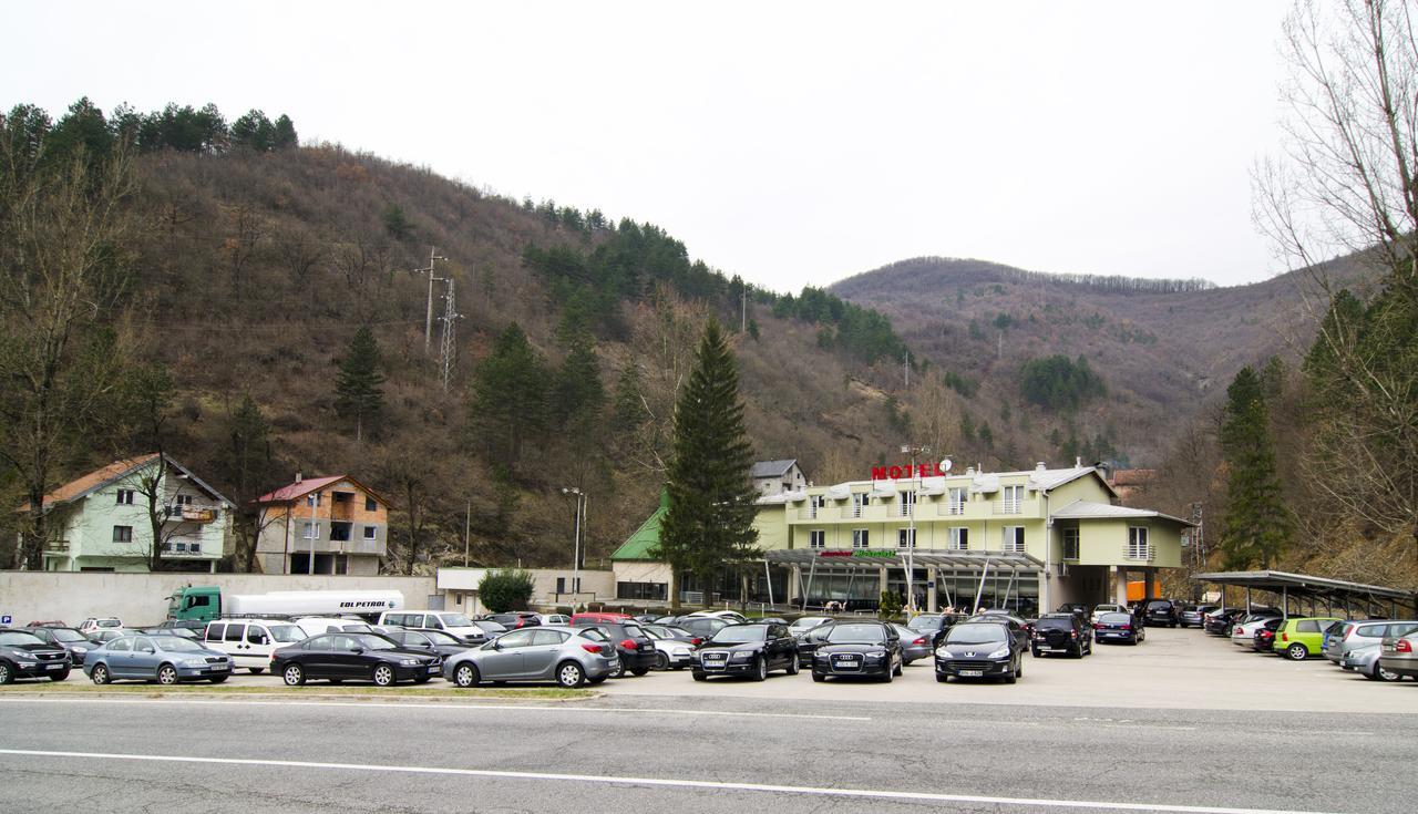 Motel Maksumic Jablanica Buitenkant foto