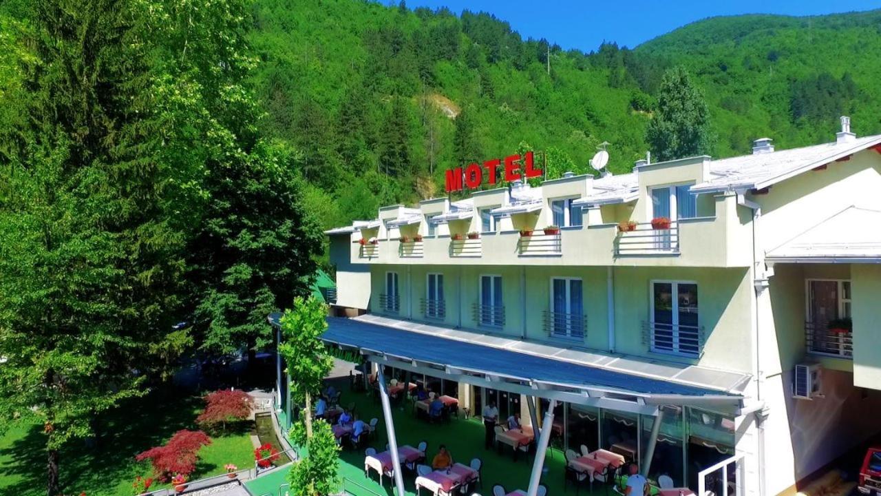 Motel Maksumic Jablanica Buitenkant foto